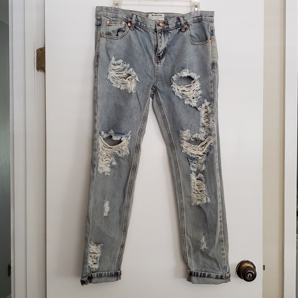 NWOT One Teaspoon Distressed Jeans- Size 28